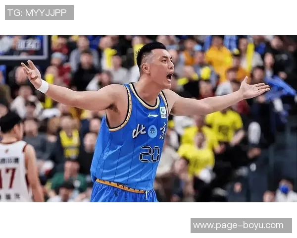 北京虽败犹荣翟晓川表现出色周琦受伤后全队依靠川队奋力拼搏